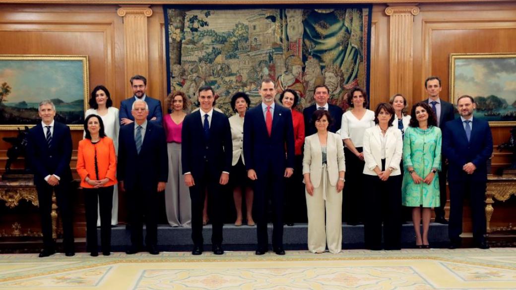 Новото правителство на Испания положи клетва