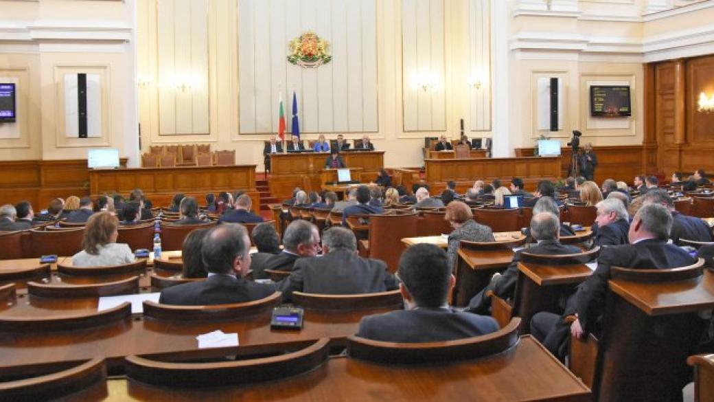 Народното събрание одобри 3.3 млрд. лв. за бойна техника