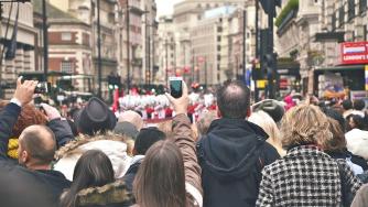 ЕС осигурява средства на 15 000 младежи да пътуват из Европа