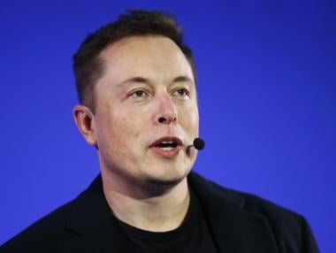 Мъск купи акции в Tesla за още 25 млн. долара