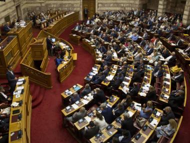 Гръцкият парламент ще гласува вот на недоверие към правителството