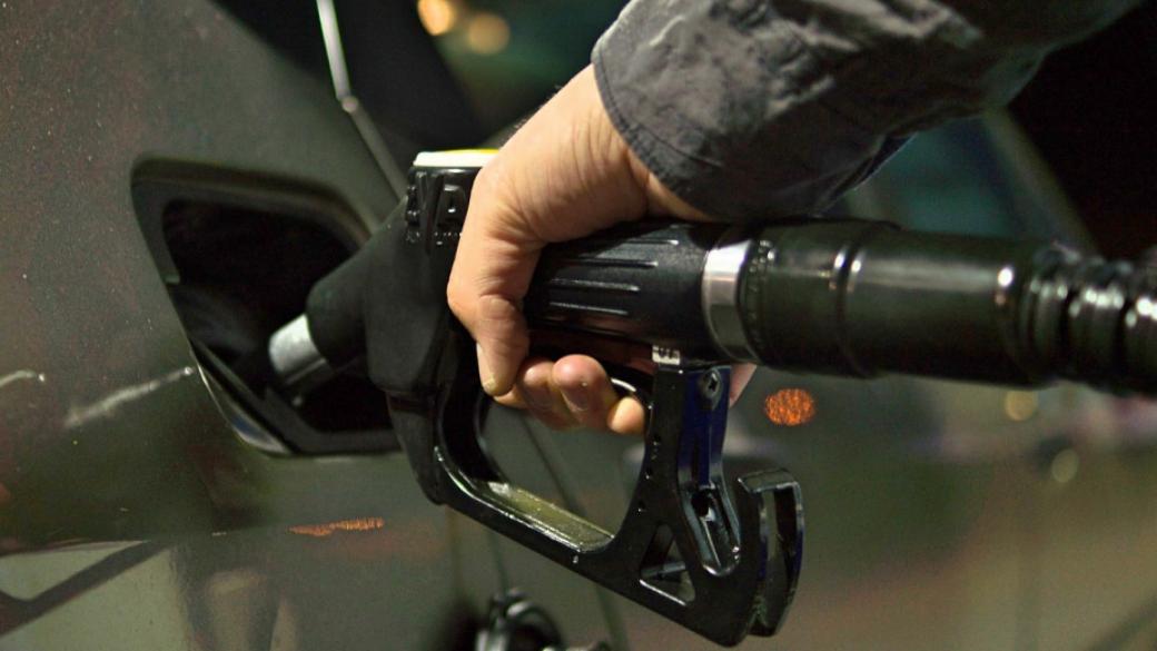 Египет вдигна цената на горивата с до 50%