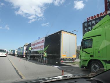 И превозвачите искат да се „саморегулират”