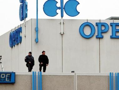 Търсенето на петрол ще остане силно, прогнозира ОПЕК