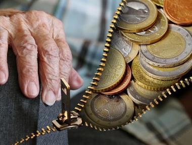 Смяната на пенсионен фонд вече може да става и онлайн