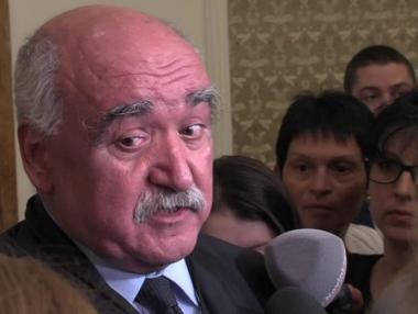 Парламентът освободи предсрочно директора на НЗОК