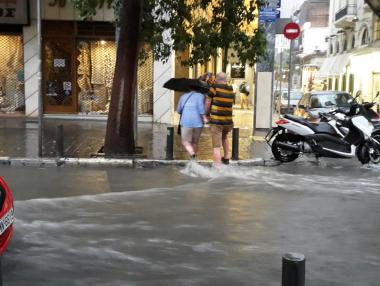Порои заляха градове в Гърция