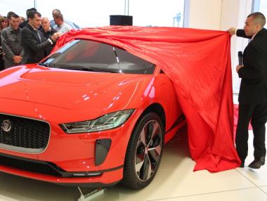 Jaguar откри първия си шоурум в България