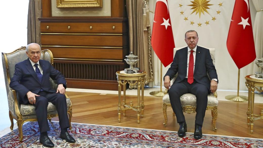 Ердоган вече е склонен да махне извънредното положение