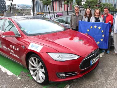 Да изпратиш Европредседателството с Tesla