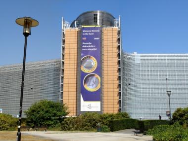 ЕК дава 46 млн. евро на Гърция и Испания заради мигрантите