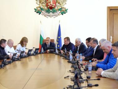 Правителството е съгласно китайци да строят ключови проекти в България