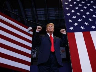 Тръмп ще се срещне с кралица Елизабет на фона на масови протести