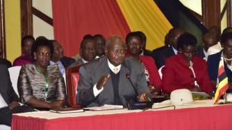 Уганда обложи с данък ползването на социални мрежи