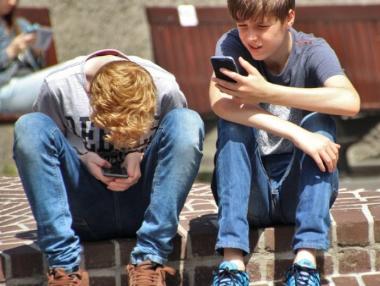 Българските младежи първенци на Балканите по време за почивка и в интернет