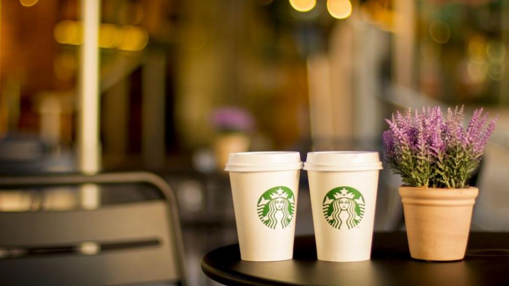 Starbucks въвежда такса за хартиени чаши във Великобритания
