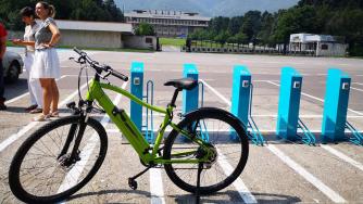 Заработи първата система за споделени е-велосипеди в София