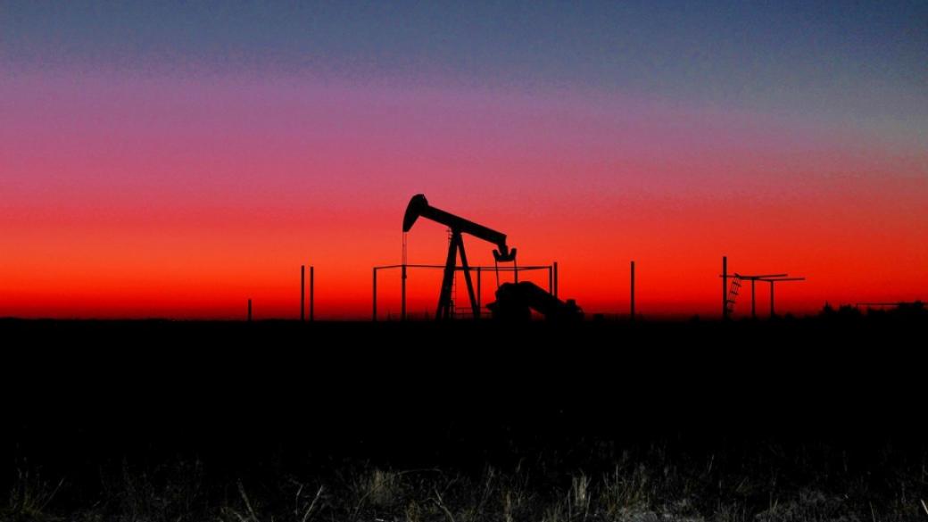 Пиковото търсене на петрол се очаква към 2036 г.