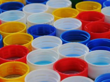 Във Венецуела правят авточасти от пластмаса