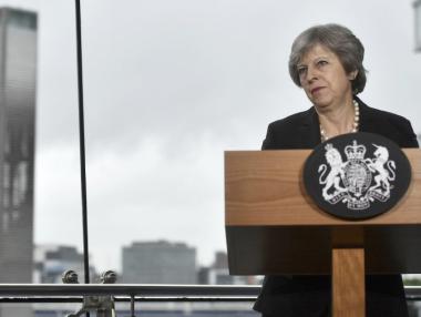 Мей поиска от ЕС ново споразумение за границата между двете Ирландии
