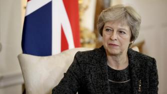 Мей: Отсега нататък аз поемам преговорите с Брюксел