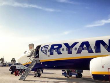 Ryanair отменя над 600 полета днес и утре заради стачки на служителите