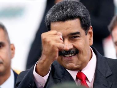 Венецуела маха пет нули от валутата си