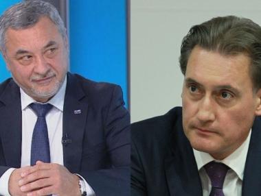 Отчаяната битка на Симеонов срещу работещия бизнес на Домусчиев