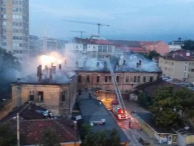 Янко Иванов: Опожарената сграда в „Царските конюшни“ не е на „Евротрансбилд“