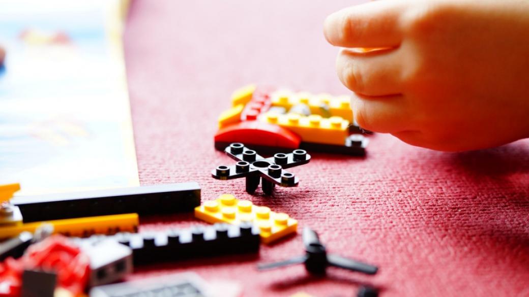 Lego търси бъдеще отвъд пластмасата