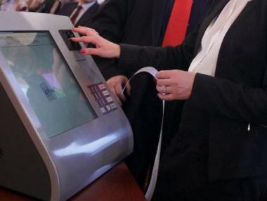 Съдът задължи ЦИК да въведе машинно гласуване до 6 месеца