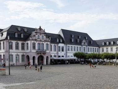 Неочаквани европейски дестинации, любими на китайските туристи