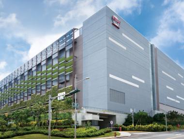 Вирус порази един от големите доставчици на Apple