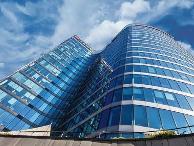 Печалбата на UniCredit за полугодието достигна 2.1 млрд. евро