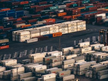 Китай отчете по-силен от очаквания износ