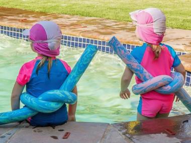 Проверяват басейните два пъти годишно