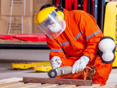 Растежът на българската икономика се забавя