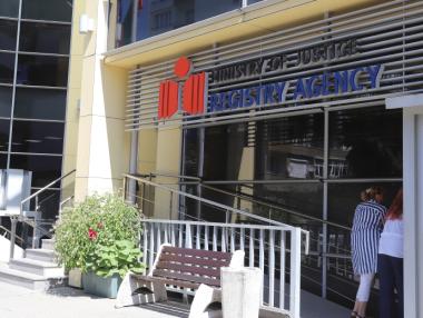 Сривът на Търговския регистър уврежда бизнес средата