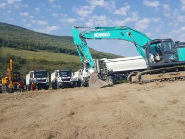 Започна строителството на един от най-тежките участъци от магистрала „Хемус“