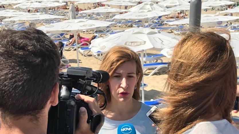 Ангелкова заплаши 10 стопанина на плажове с отнемане на концесиите