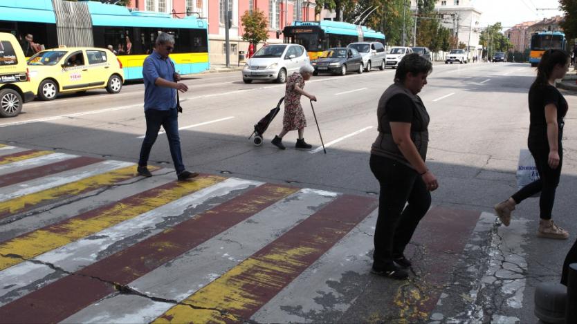 МРРБ предлага цветни и осветени пешеходни пътеки