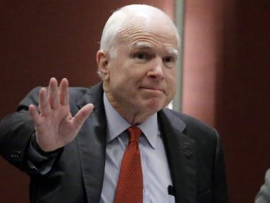 Почина сенатор Джон Маккейн