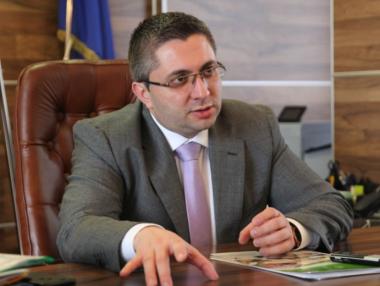 Нанков: 22 проблемни участъка са констатирани по пътя през Искърското дефиле