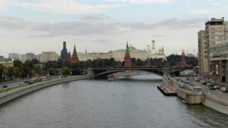 В Русия може да ви съдят за вицове в интернет