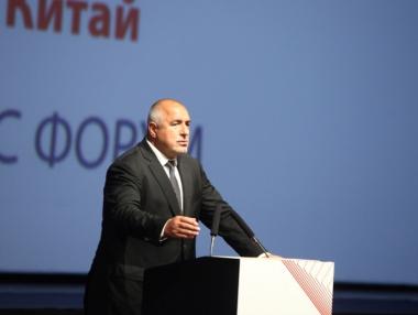 Борисов поиска оставките на Нанков, Московски и Радев