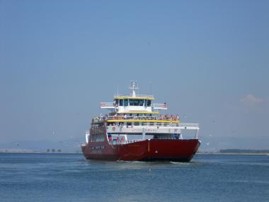 Фериботите в Гърция спират заради 24-часова стачка