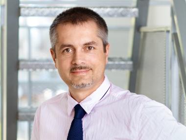 Изграждането на държавен дейта център е хвърляне на пари на вятъра