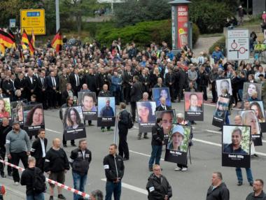 Три години по-късно Европа е дестабилизирана от кризата с мигрантите