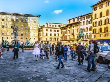 Флоренция забрани храната по централните си улици