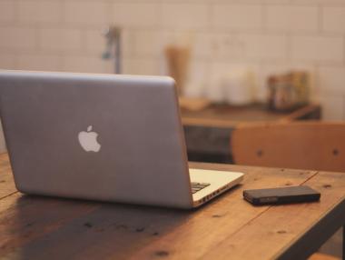 Тръмп призова Apple да произвежда в САЩ